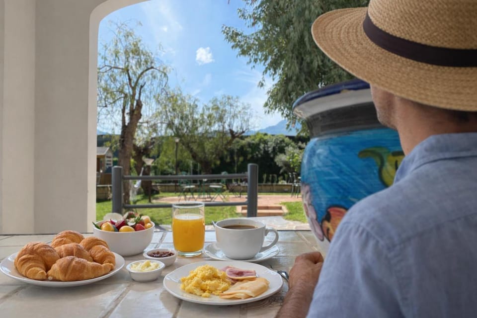 Villa Del Gaudio Rooms & Apartments Hotel in Pompeii