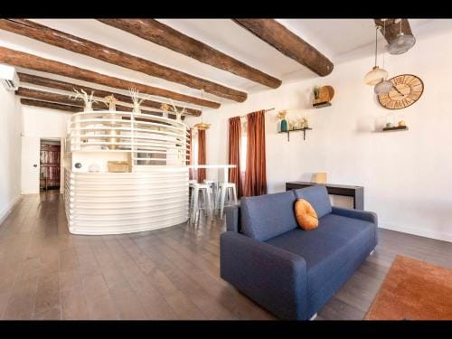 Vieux-Port Magnifique Appartement Loft Hotel in Marseille