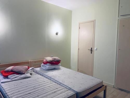 Confortable-House Hotel in Vitry-sur-Seine