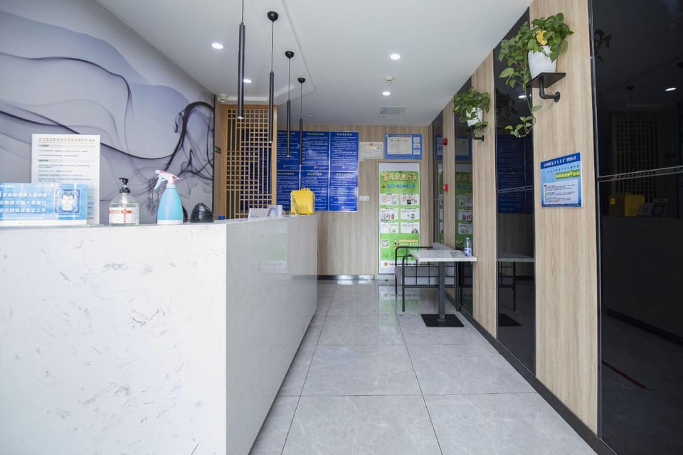 Qingmu Hotel (Nanjing Shuiximen Yunjin Road Subway Station) Hotel in Nanjing