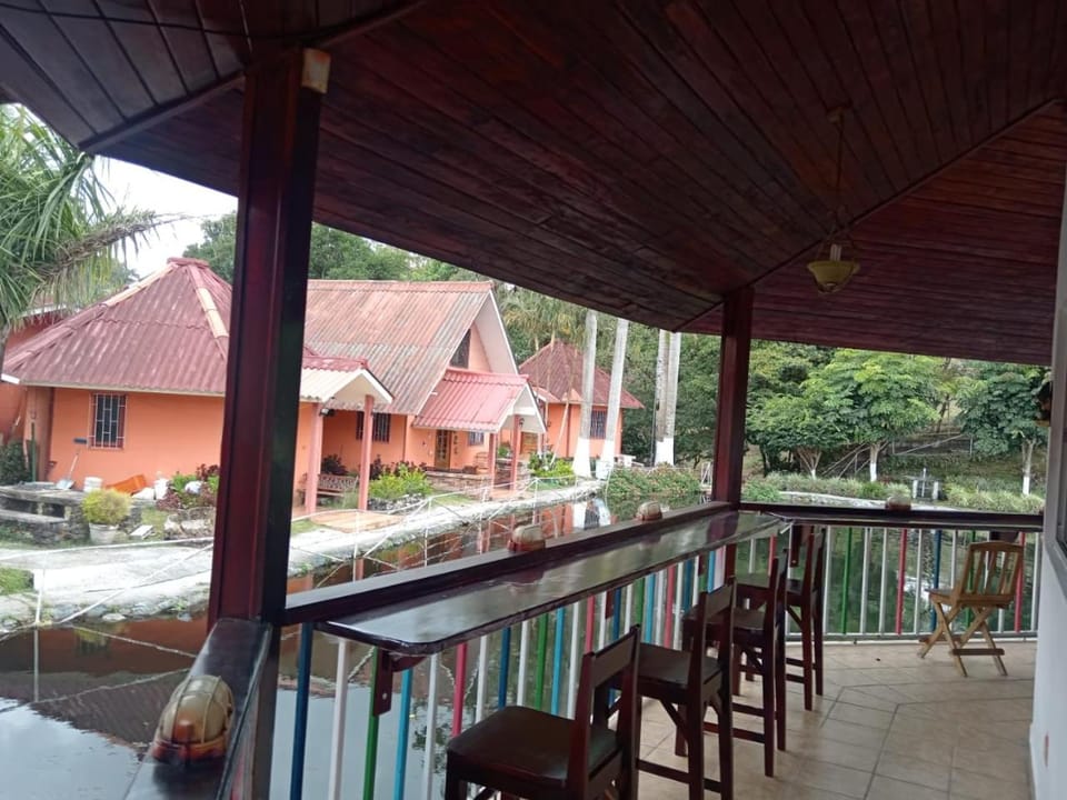 Cabañas Mountain River Lake Inn Hotel in Chiriquí Province