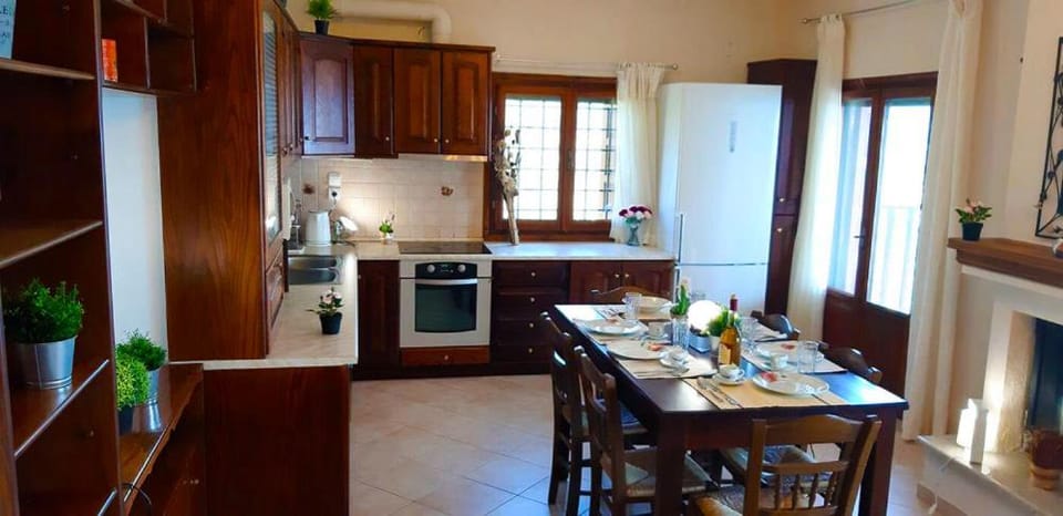 Villa Leonidas GreeceFiloxenia Apartment hotel in Magnesia Prefecture, Greece