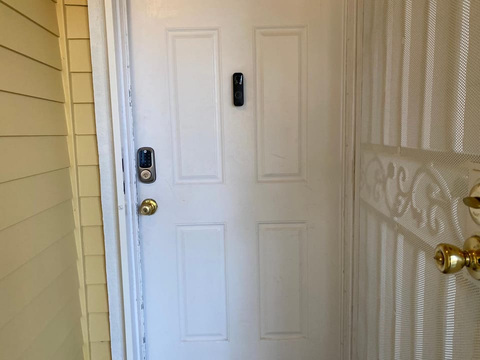 WHOLE Family - Wholestyl Hostel in Sacramento