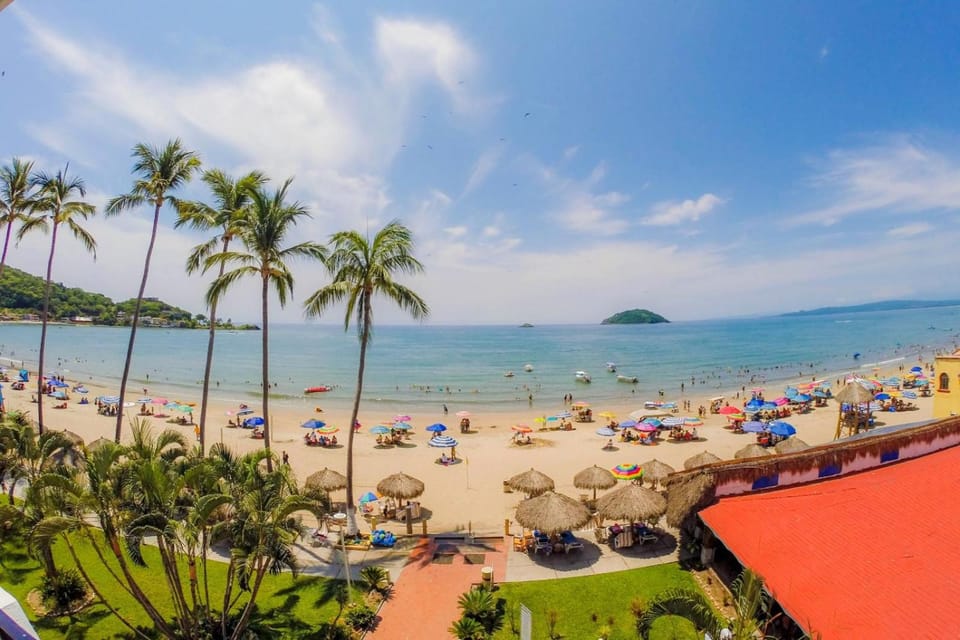 Costa Alegre Hotel & Suites Hotel in Rincon de Guayabitos