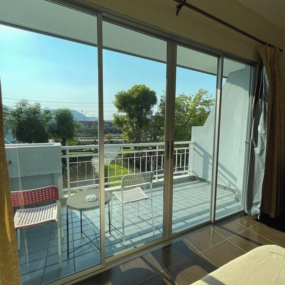 Baan Suksiri Hotel Hua Hin Inn in Hua Hin District