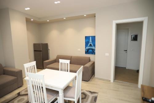 J&D Rooms Korce Hotel in North Macedonia