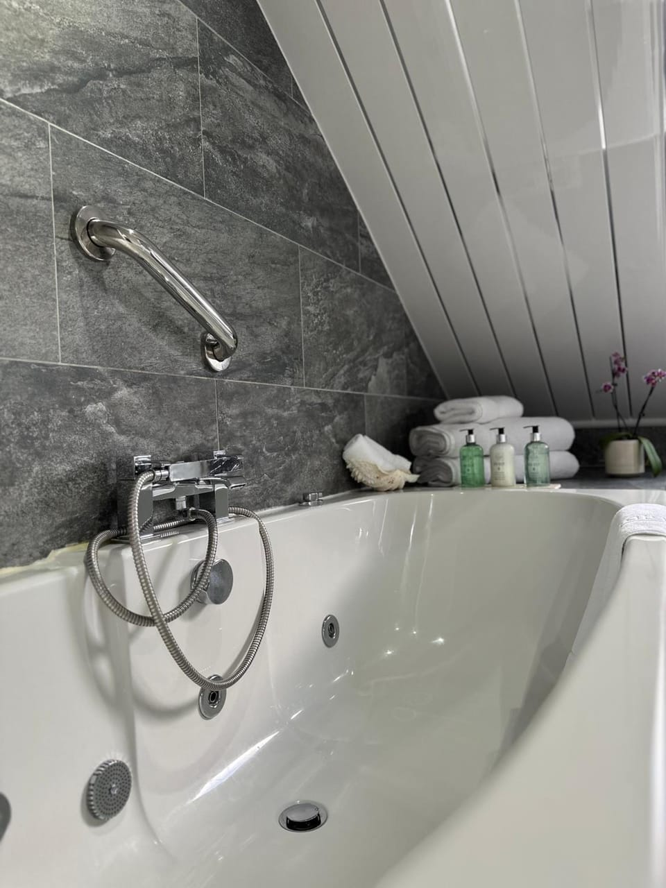 Beaches Hotel in Ayr