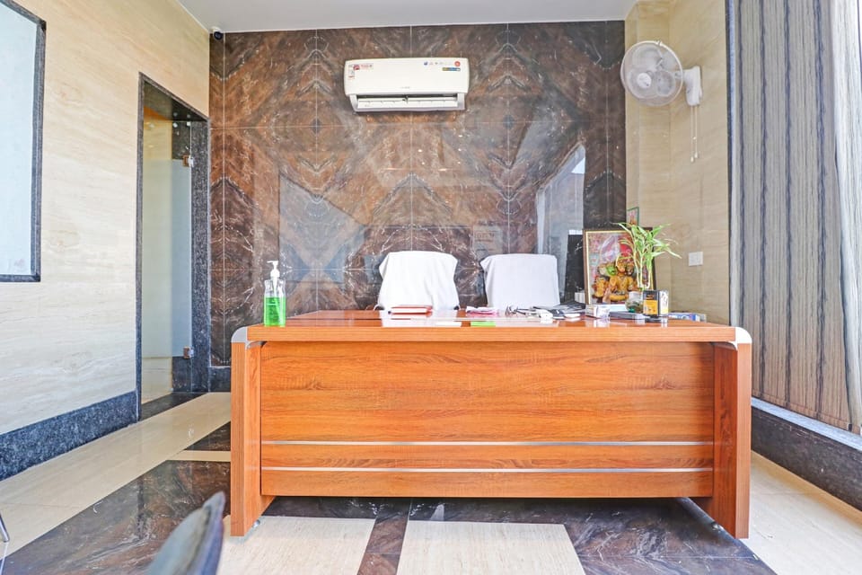 Collection O Moon Hotel in India