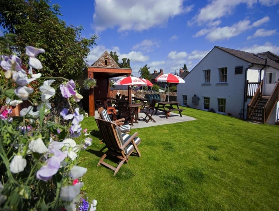 Black Swan Inn in England
