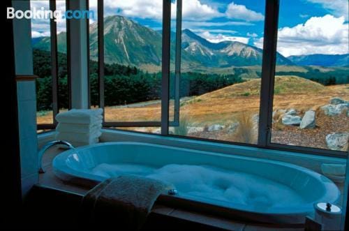 Grasmere Lodge Hotel in Canterbury