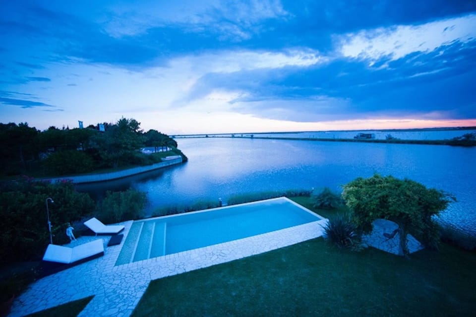 Beautiful Villa With Private Pool - Isola Albarella Resort in Isola Albarella