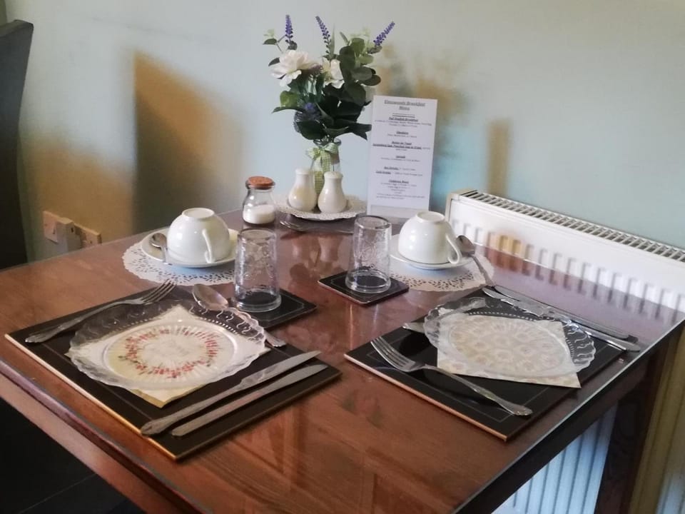 Elmswood Guest House Hotel in North Shields