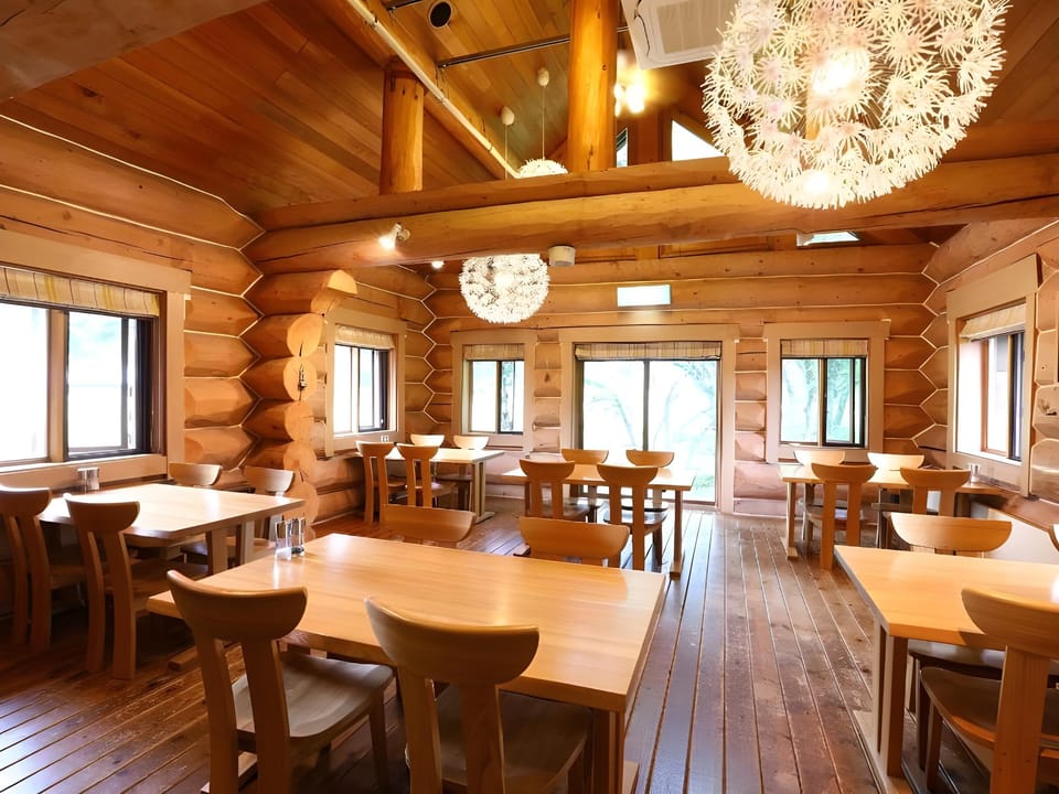 Reposer Hakuba Hotel and Offsite Villa Hotel in Hakuba