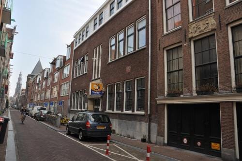 Modern Canal House Loft - City Center Hotel in Amsterdam