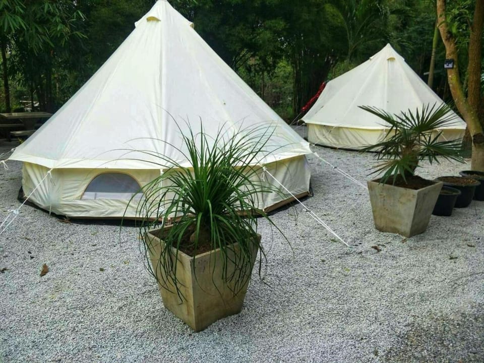 Baan Rai Pu Fa Lodge in Chon Buri Changwat