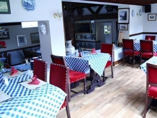 Lion and Fiddle Inn in Trowbridge
