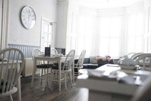 Mandalay Hotel in Portrush