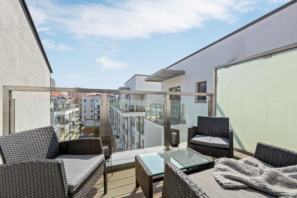 Waterlane Riverside SPA, Pool & Gym by Downtown Apartments Apartment hotel in Gdansk
