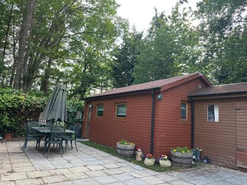 Station Approach Solihull Cabin Stays Hotel in Shirley