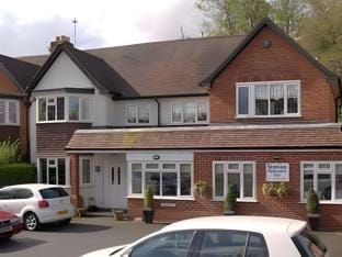 Station Approach Solihull Cabin Stays Hotel in Shirley