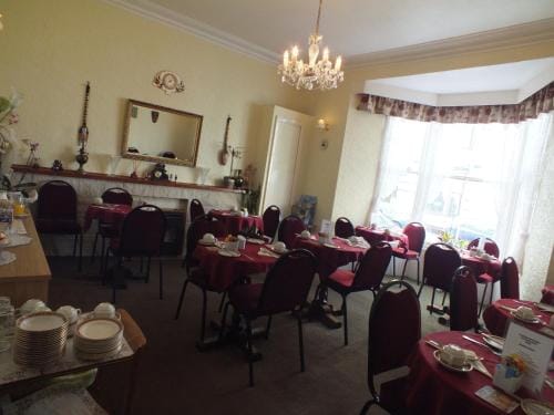 Taormina Guest House Hotel in Wales
