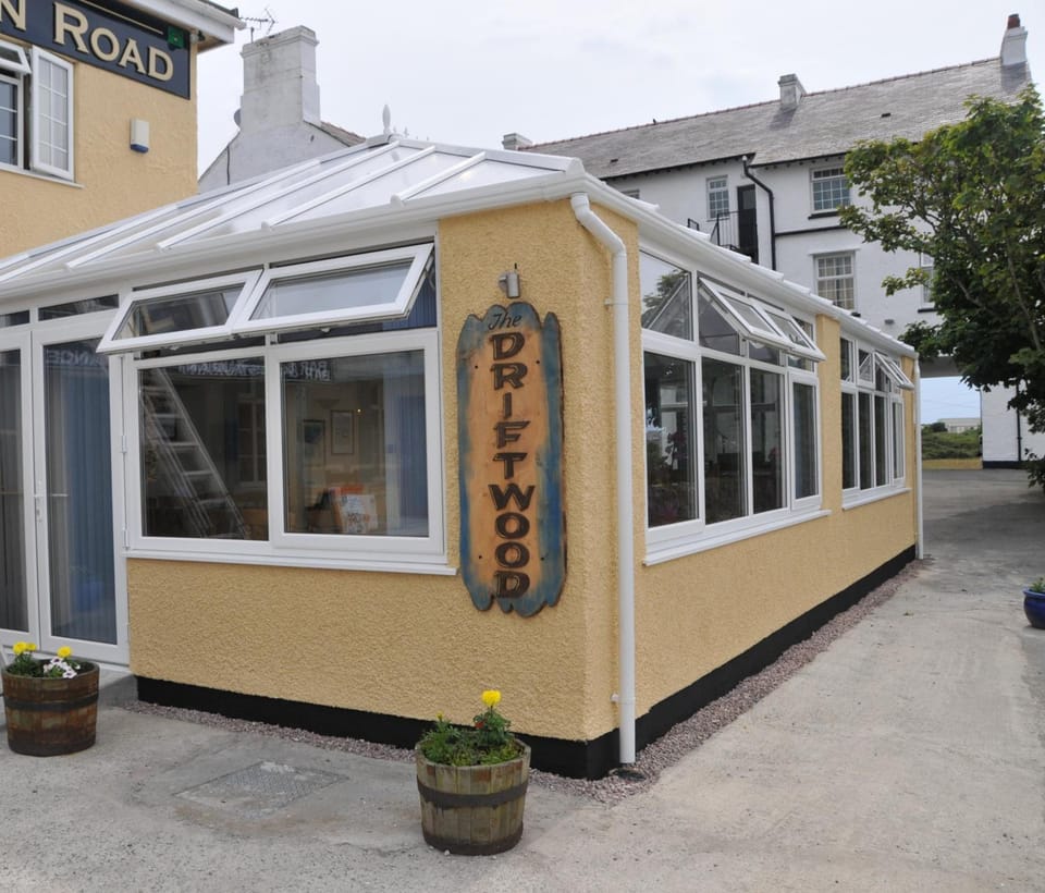 The Beach Motel Motel in Trearddur Bay