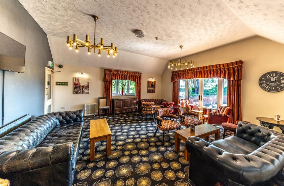 The Boars Head Hotel Hotel in East Staffordshire District