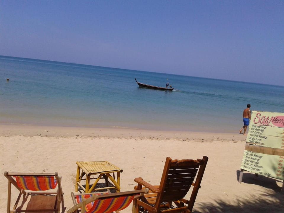 New Andaman Bay Bungalow Resort in Sala Dan