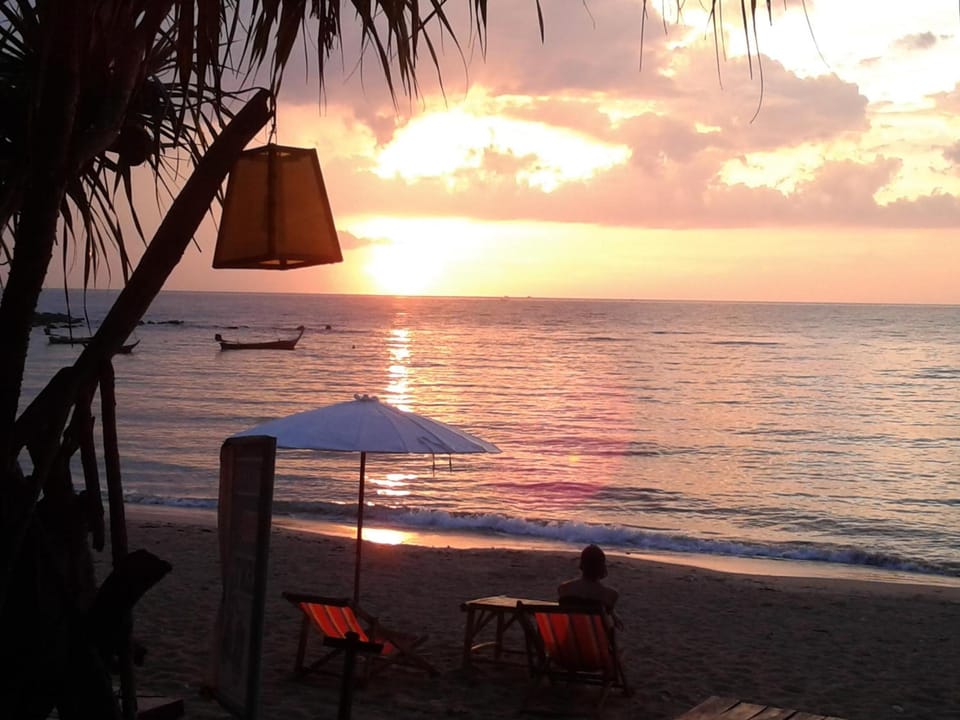 New Andaman Bay Bungalow Resort in Sala Dan