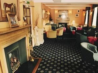 The Golden Lion Hotel Hotel in England
