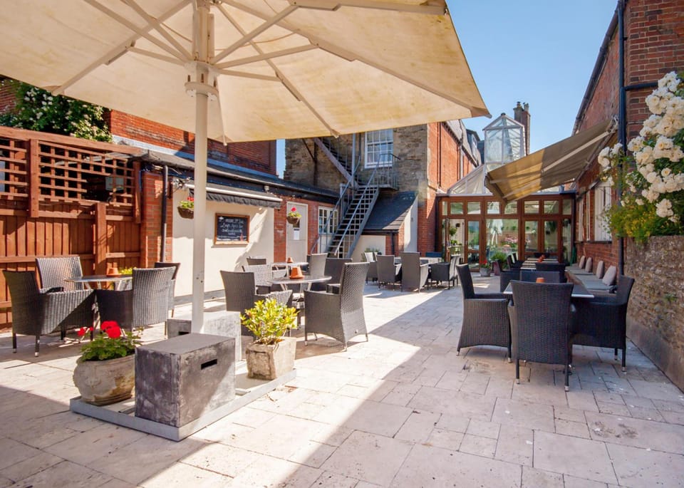 The Highworth Hotel Hotel in Cotswold District