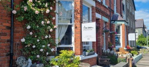 Glencoe Guest House Hotel in Keswick