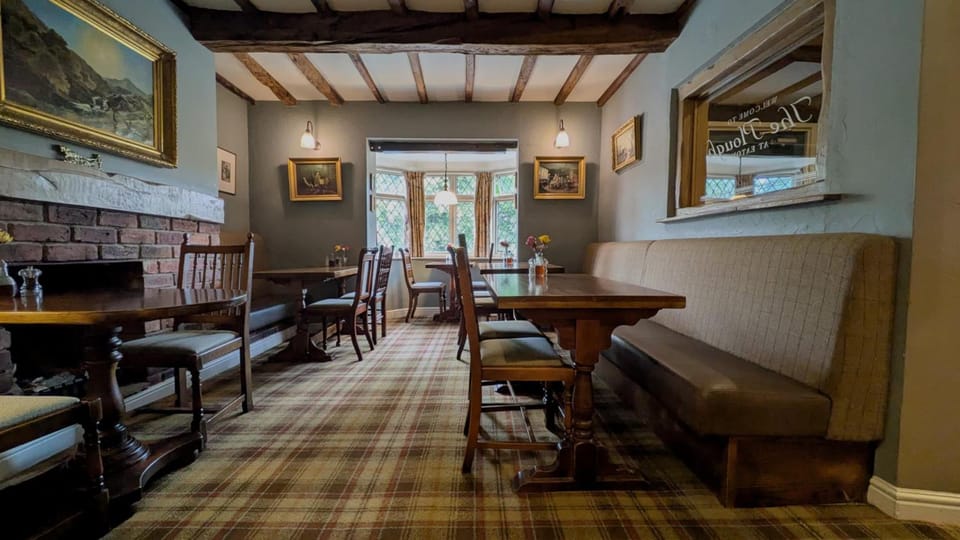 The Plough Inn & Restaurant Inn in Staffordshire Moorlands District