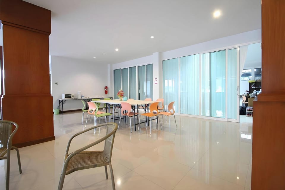 Phuhi Hotel Hotel in Krabi Changwat