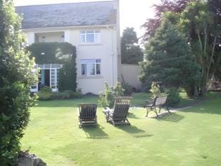 Wychwood House Hotel in Wales