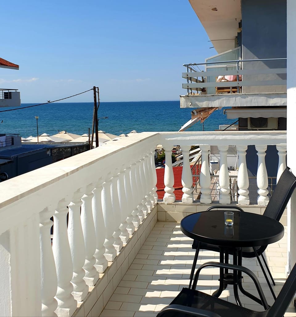 Eantos Studios and Suites Hotel in Decentralized Administration of Macedonia and Thrace
