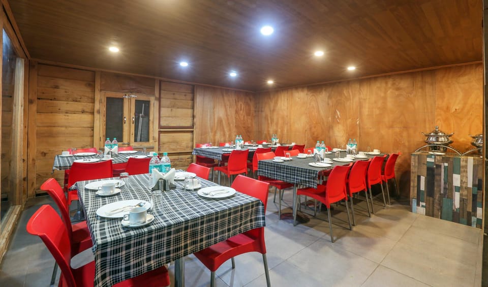Olive County, Srinagar Hotel in India