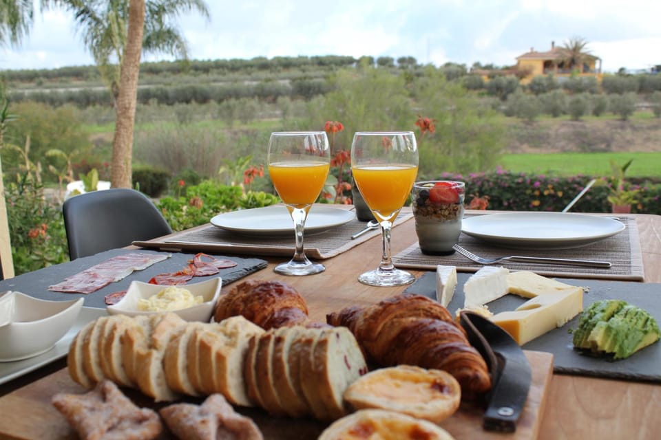 Los Chozones Hotel in Valle del Guadalhorce