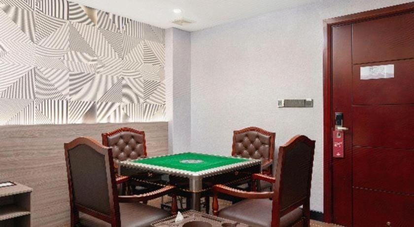 Borrman Hotel Huizhou Danshui High-speed Railway Huiyang Station Hotel in Shenzhen