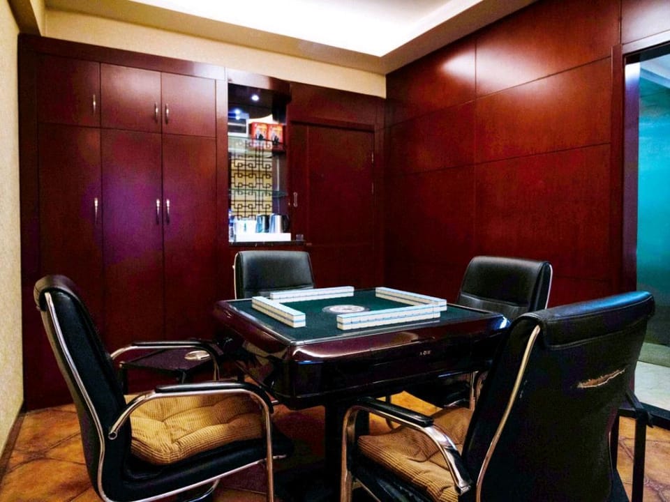 Borrman Hotel Xi'an Fengcheng 5th Road Metro Station Hotel in Xian