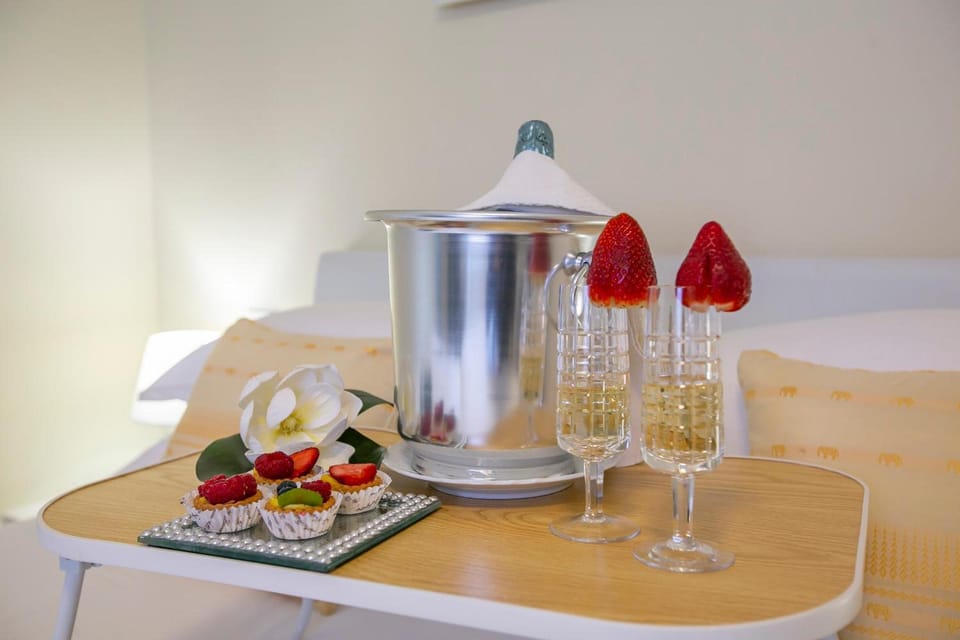 Les Suites di Sara 3 and 5 - Happy Rentals Hotel in Riva del Garda