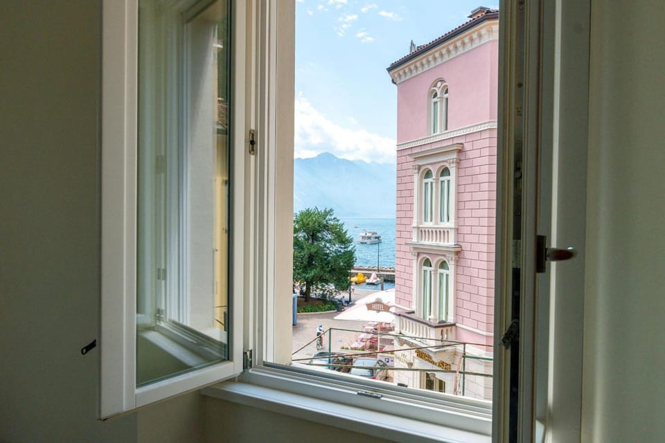 Les Suites di Sara 3 and 5 - Happy Rentals Hotel in Riva del Garda