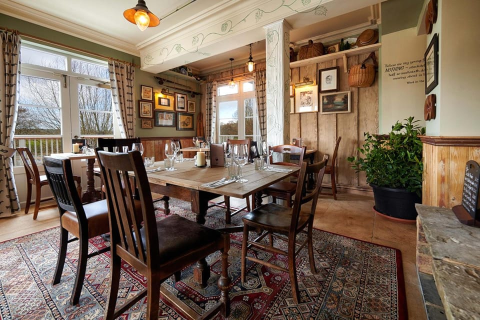 The Boathouse Inn in Bath
