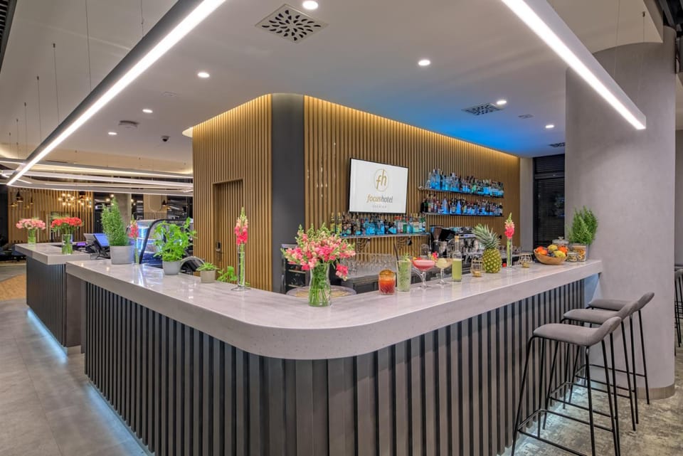 Bar/lounge