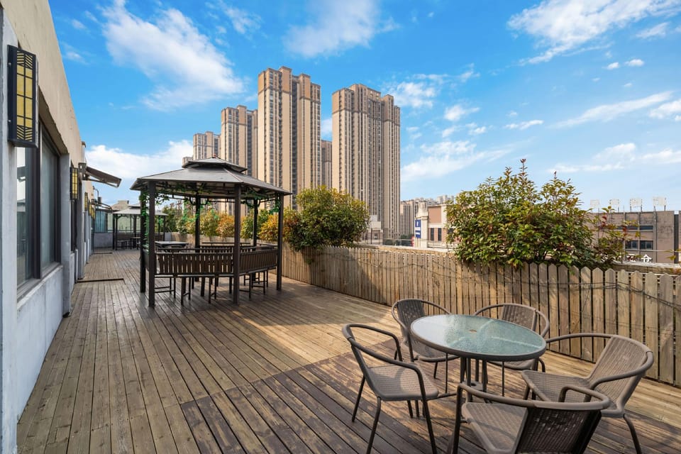 Qingmu Select Hotel （Zhenjiang Dantu South Station Baolong Plaza Store) Hotel in Jiangsu