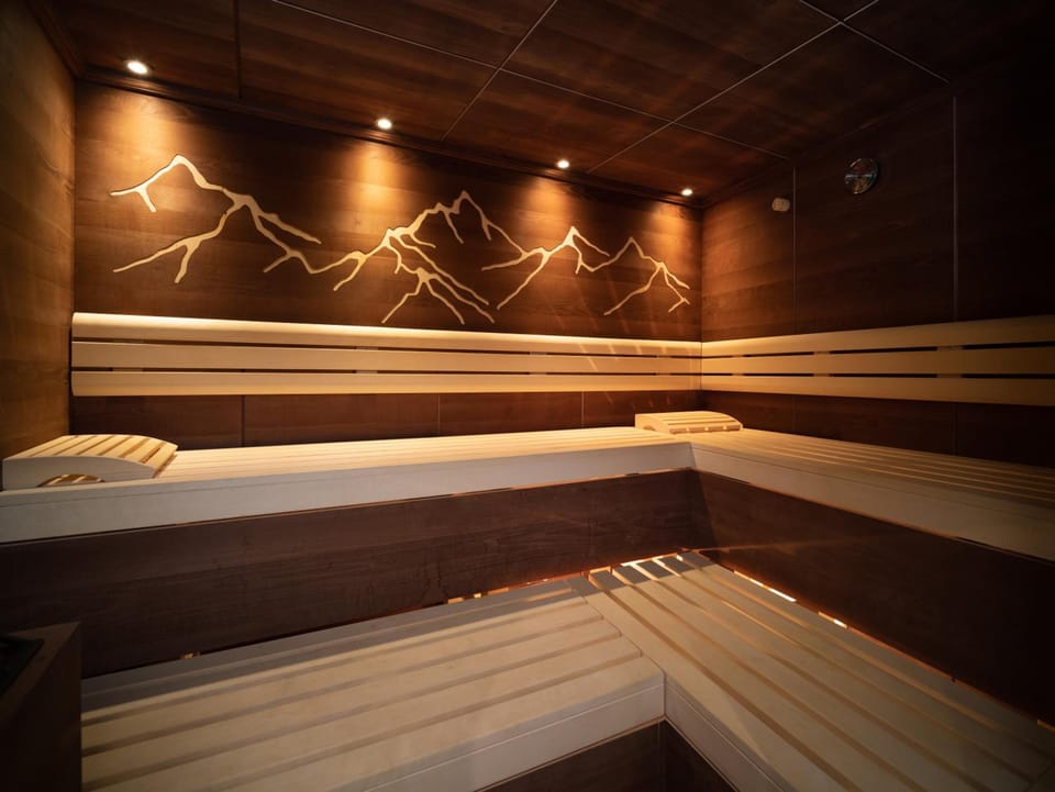 Aparthotel Dorfplatzl Garni Apartment hotel in Tyrol