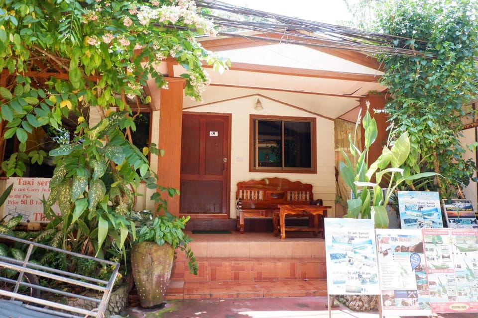 Harmony House-SHA Plus Hostel in Krabi Changwat