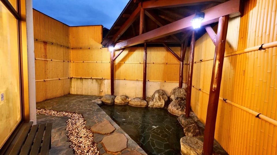 Open air bath