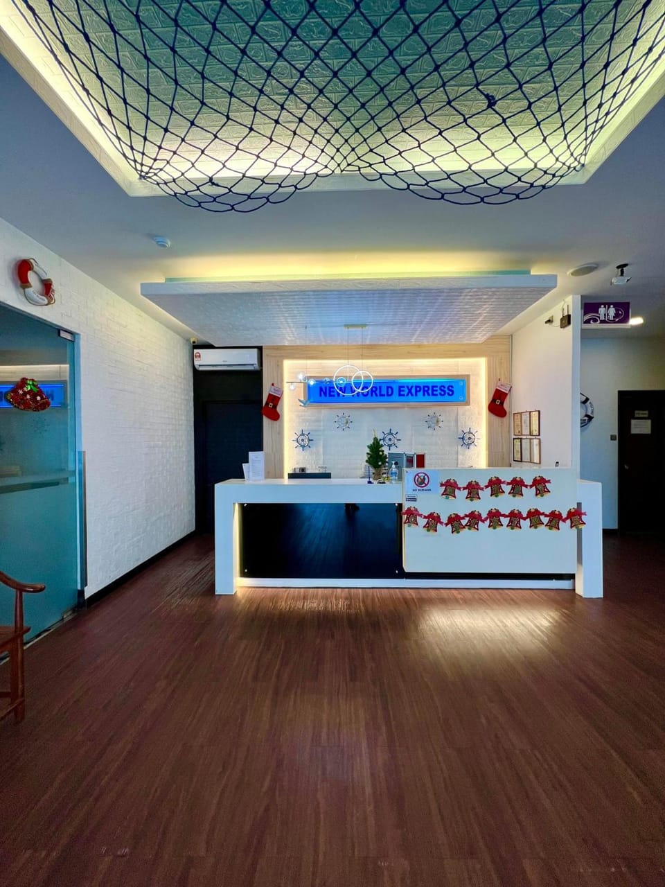 New World Express Motel Hotel in Sarawak, Malaysia