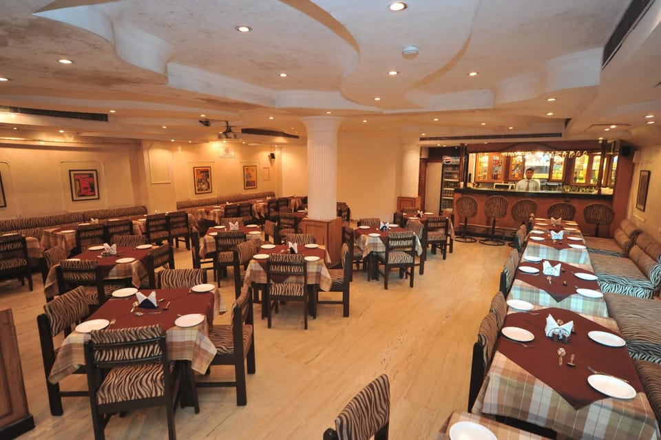 Jullundur Hotel & Restaurant Hotel in Chandigarh